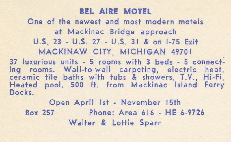 Bel-Aire Motel (Great Lakes Inn, Bel Aire Motel) - Vintage Postcard